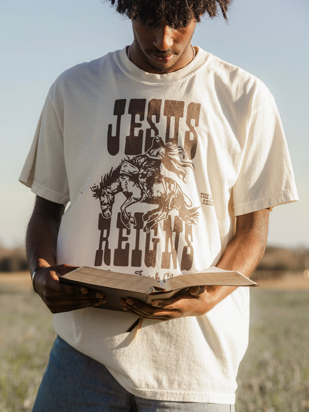 Jesus Reigns Tee - product image 2